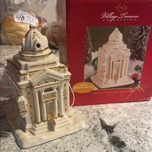 Lenox Mistletoe Park Bank